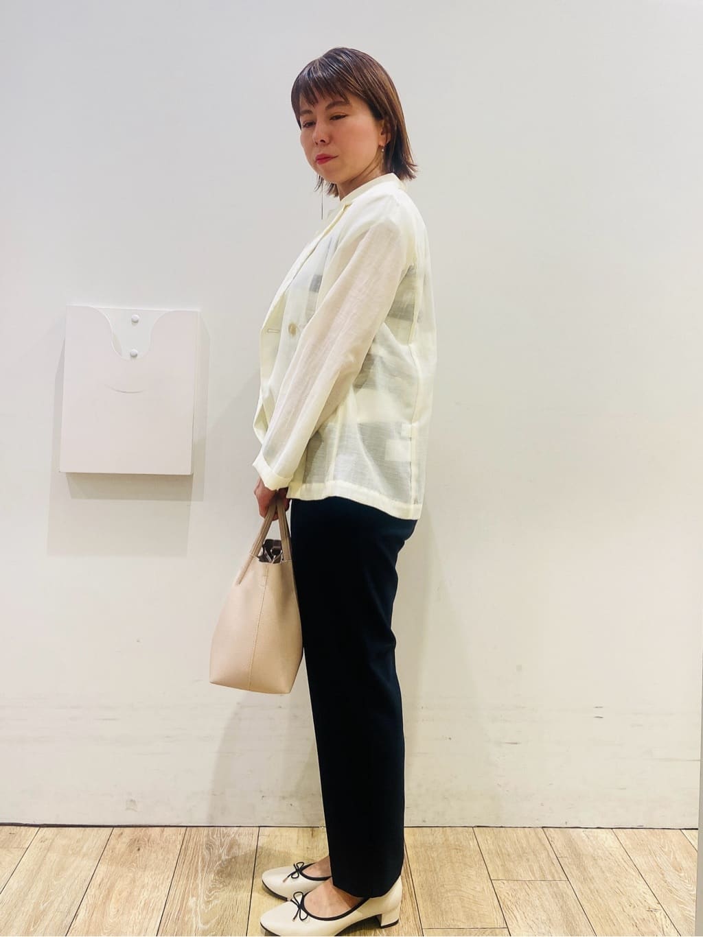 YUKOさんの「index｜麻調シアーダブルブレストテーラードジャケット【洗濯機洗い可】」を使ったコーディネート