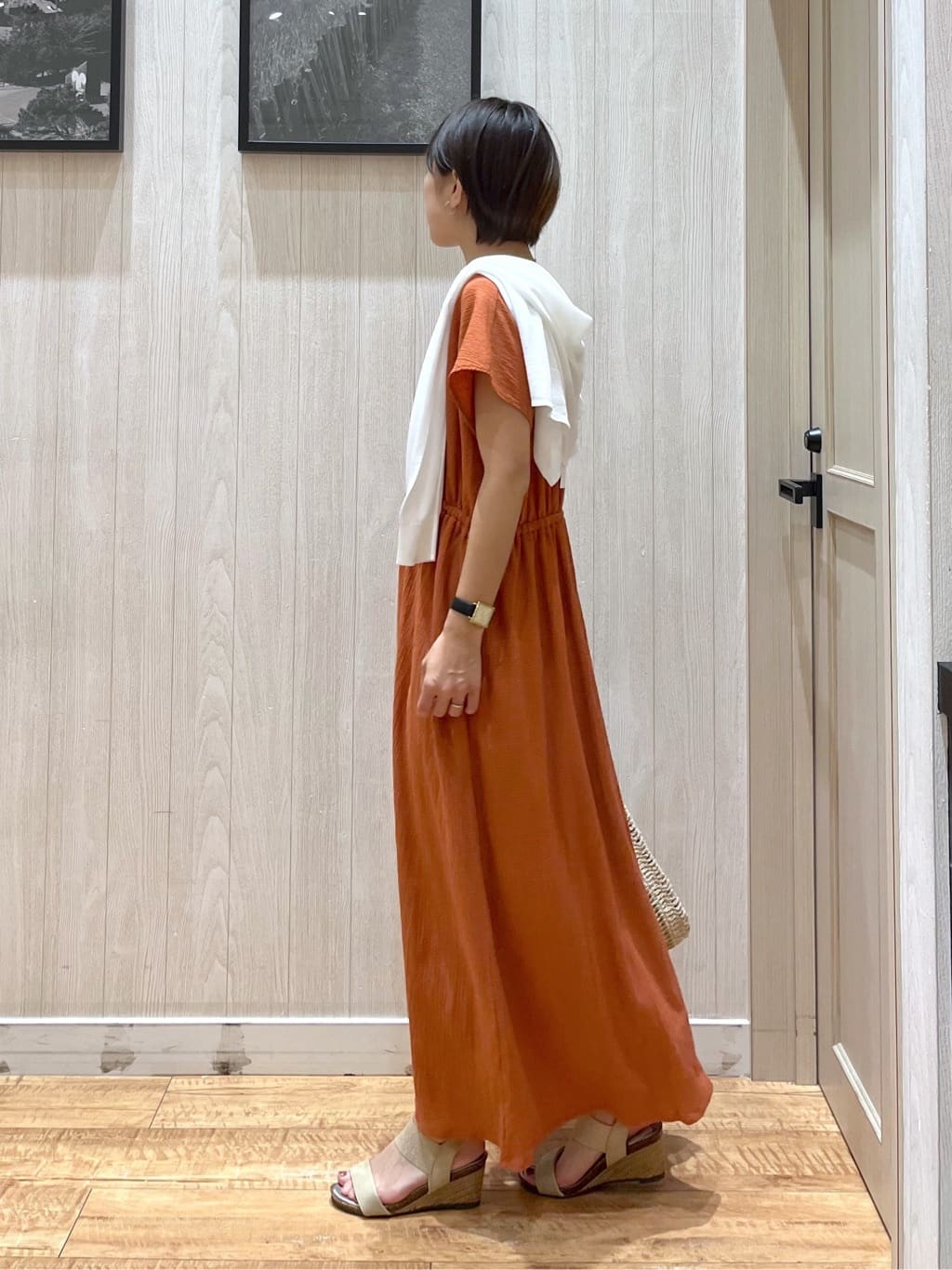 shirayuuuさんの「SHOO･LA･RUE｜【前後2WAY】さらりと大人上品に 楊柳フレンチワンピース」を使ったコーディネート