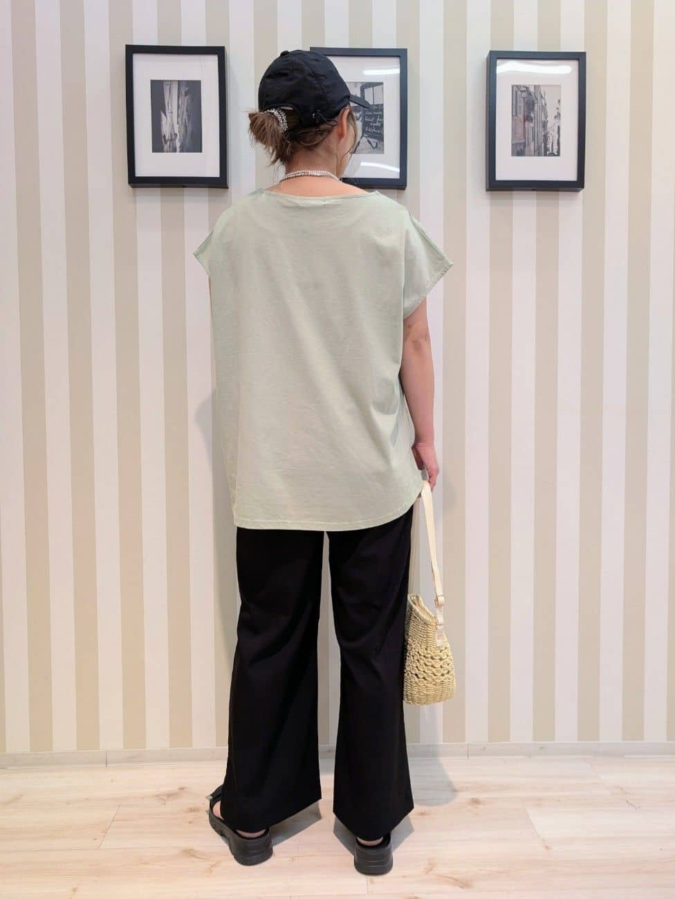 otaさんの「SHOO･LA･RUE｜【洗える/S-LL/体型カバー】レース使いが華やか フレンチスリーブコットンTシャツ」を使ったコーディネート