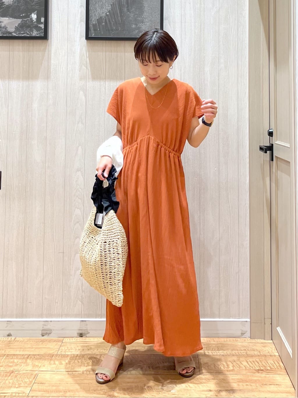 shirayuuuさんの「SHOO･LA･RUE｜【前後2WAY】さらりと大人上品に 楊柳フレンチワンピース」を使ったコーディネート