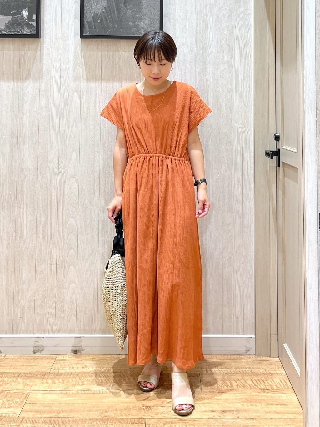 shirayuuuさんの「SHOO･LA･RUE｜【前後2WAY】さらりと大人上品に 楊柳フレンチワンピース」を使ったコーディネート