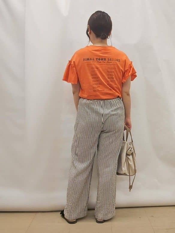 かなさんの「SHOO･LA･RUE｜◆【2WAY】素材コンビトートバッグ」を使ったコーディネート