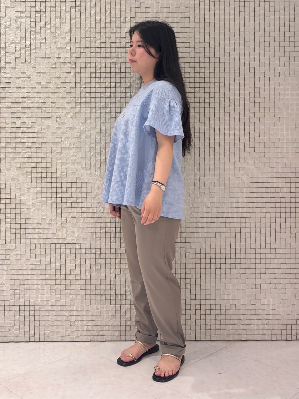 MEGUMIさんの「INDIVI｜」を使ったコーディネート