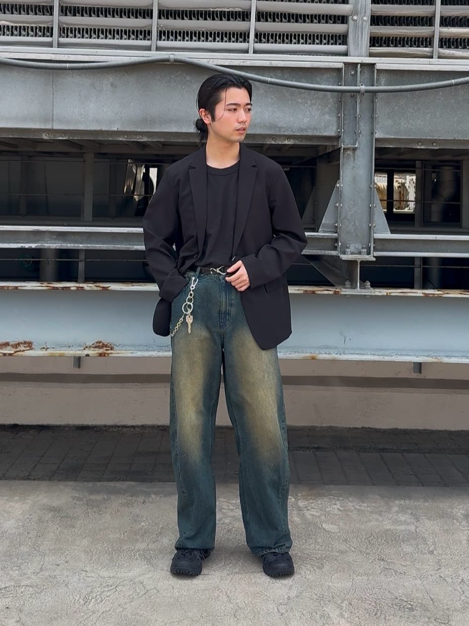 yumaさんの「tk.TAKEO KIKUCHI｜バレルシルエットパンツ（デニム＆カラーパンツ）」を使ったコーディネート
