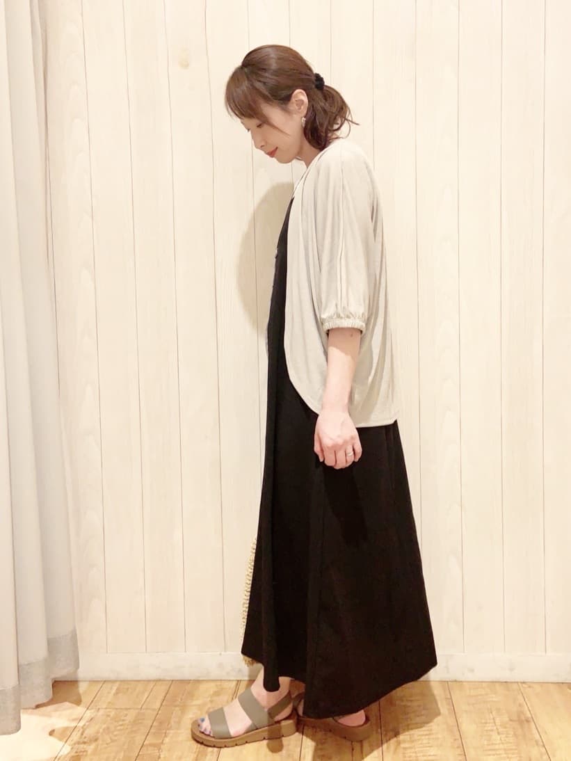 あいこさんの「SHOO･LA･RUE｜【UV/さらさらタッチ】女性らしさ漂う 5分袖ボレロカーディガン」を使ったコーディネート