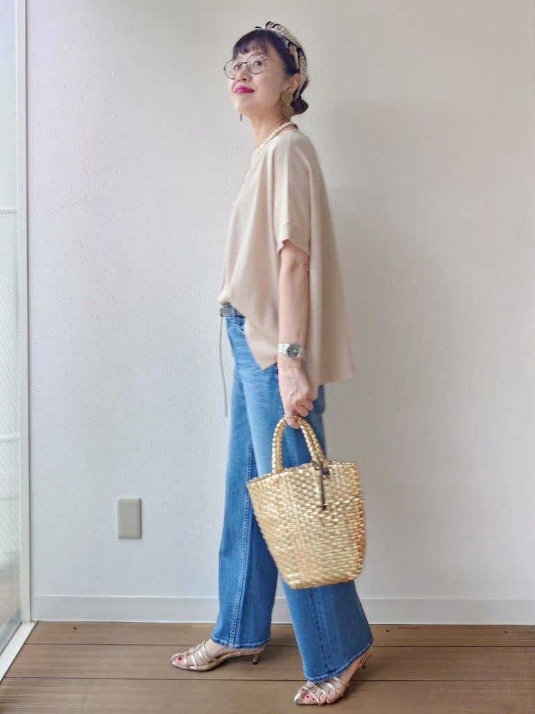 MUTSUKOさんの「UNTITLED｜【褒められデニム】ワイドストレート デニムパンツ」を使ったコーディネート