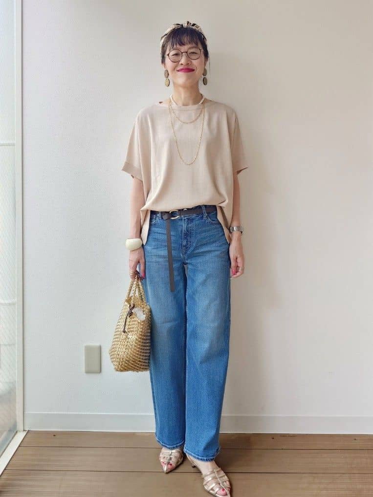 MUTSUKOさんの「UNTITLED｜【褒められデニム】ワイドストレート デニムパンツ」を使ったコーディネート