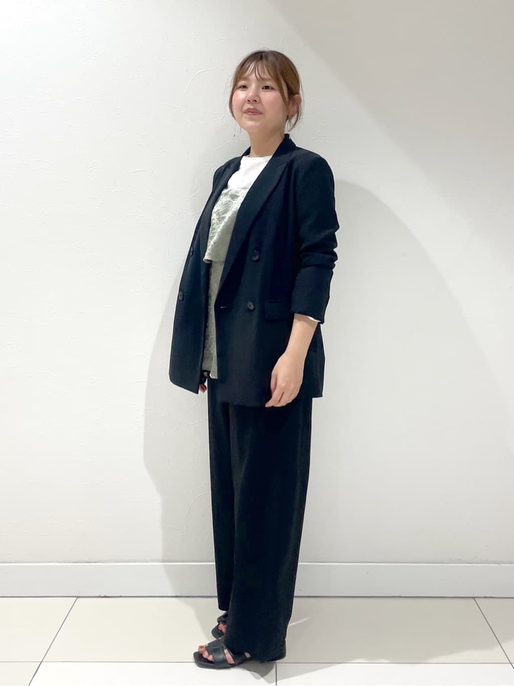 YUUKIさんの「INDIVI｜◆【2点セット／洗える】カセット服 キャミ＆ブラウス セットトップス」を使ったコーディネート