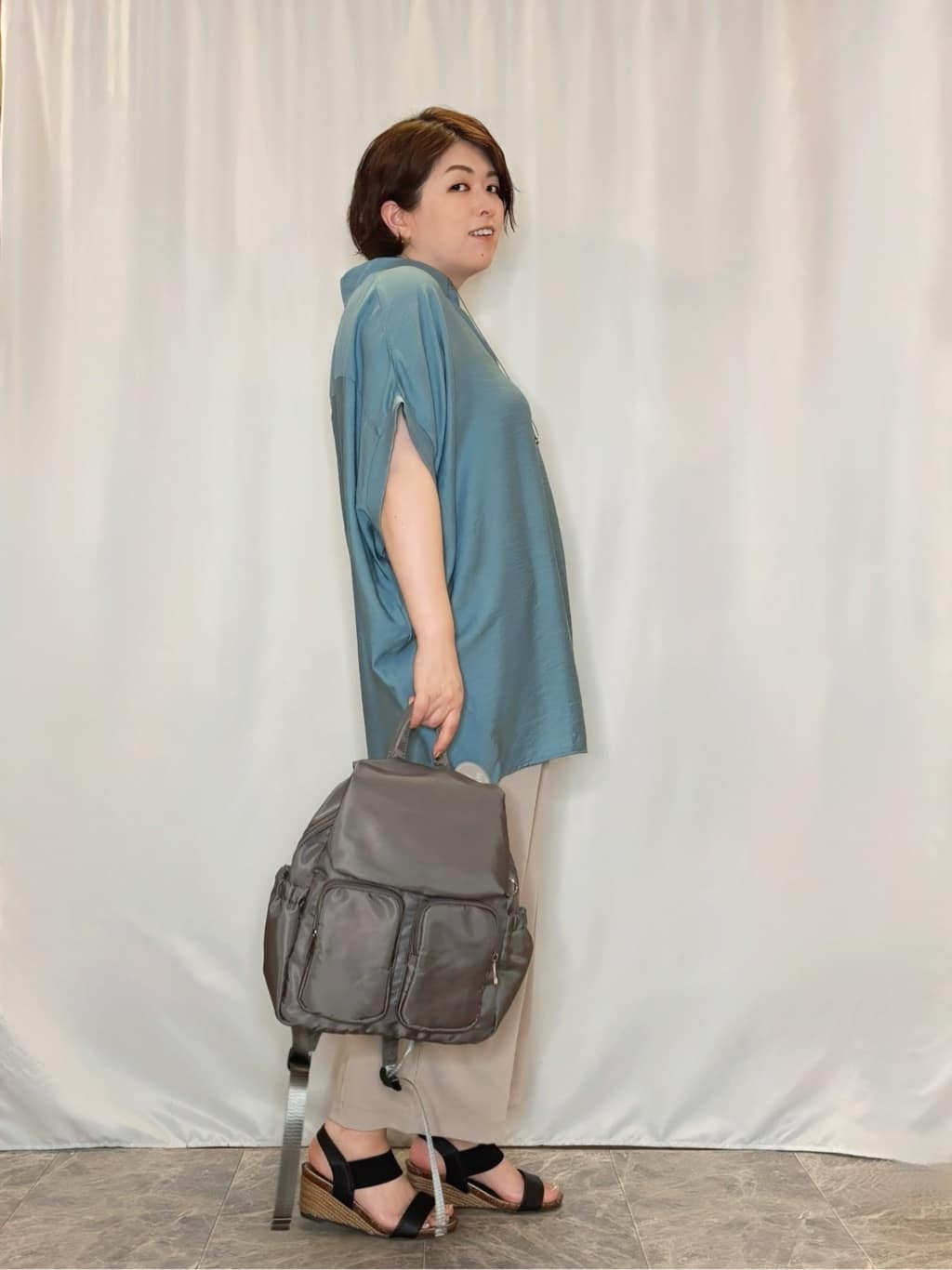 たみさんの「SHOO･LA･RUE｜【ひんやり】すっきりきれいに体型カバー コクーンシルエットワンピース」を使ったコーディネート