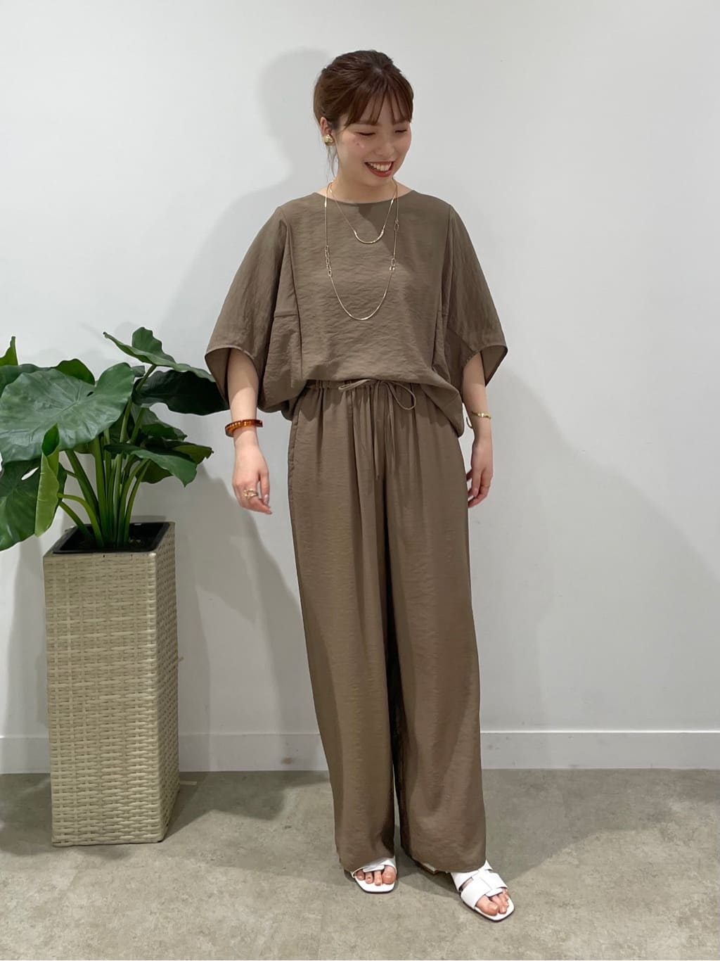 ねねさんの「INDIVI｜ラウンドショートネックレス」を使ったコーディネート