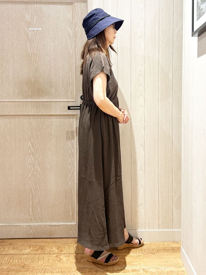 yukaさんの「SHOO･LA･RUE｜【前後2WAY】さらりと大人上品に 楊柳フレンチワンピース」を使ったコーディネート