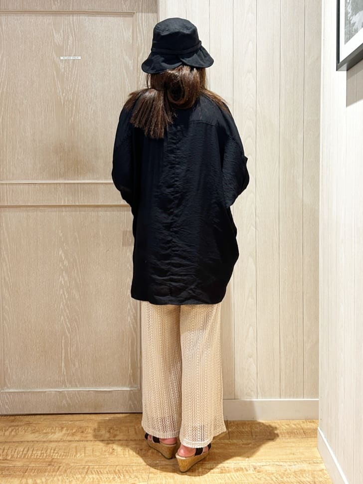 yukaさんの「SHOO･LA･RUE｜【ひんやり】すっきりきれいに体型カバー コクーンシルエットワンピース」を使ったコーディネート