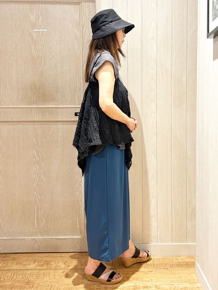 yukaさんの「SHOO･LA･RUE｜【2WAY】スカートにもなる イレヘム レースビスチェ」を使ったコーディネート