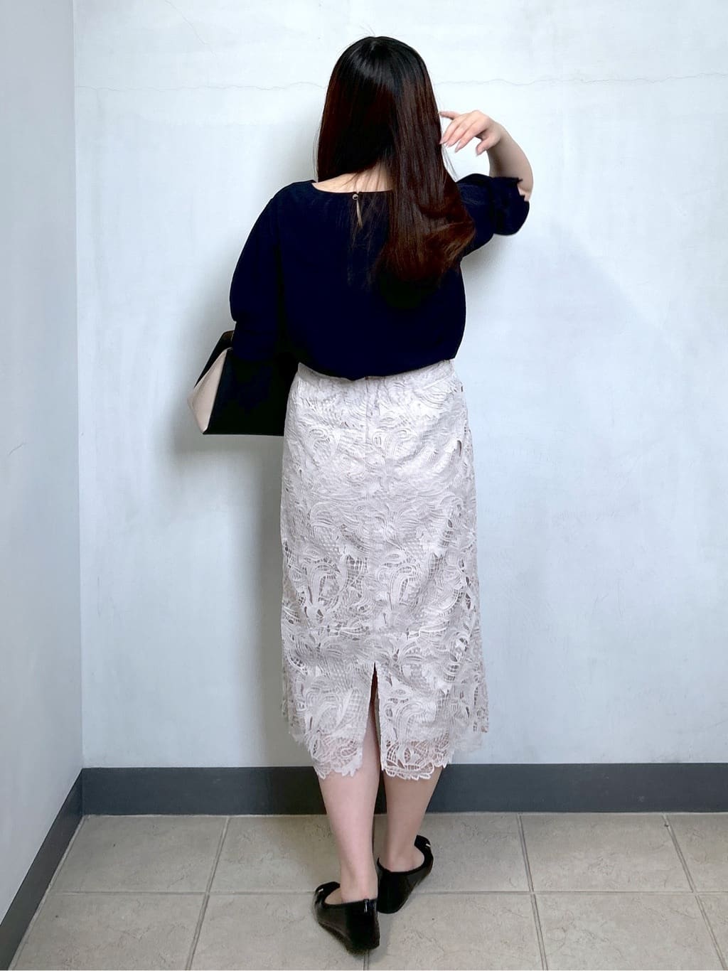 sayaさんの「OPAQUE.CLIP｜《8色展開／XS-LLサイズ》タックパフスリーブブラウス【洗濯機洗い可／吸水速乾／防シワ／抗ピル】」を使ったコーディネート