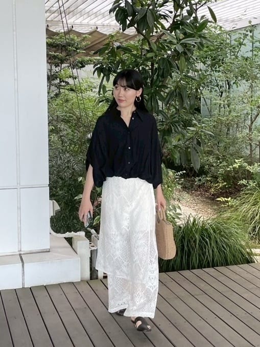 rinaさんの「INDIVI｜バルーンフォルムブラウス」を使ったコーディネート