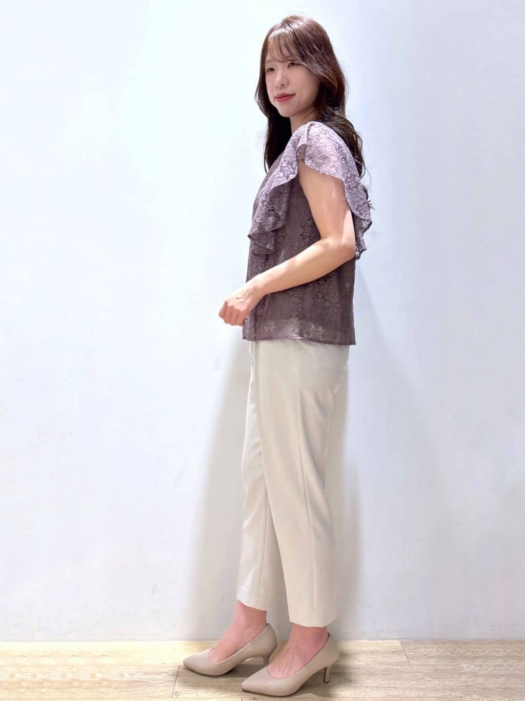 Mimさんの「index｜ストレッチテーパードパンツ【洗濯機洗い可／吸水速乾／防シワ】」を使ったコーディネート