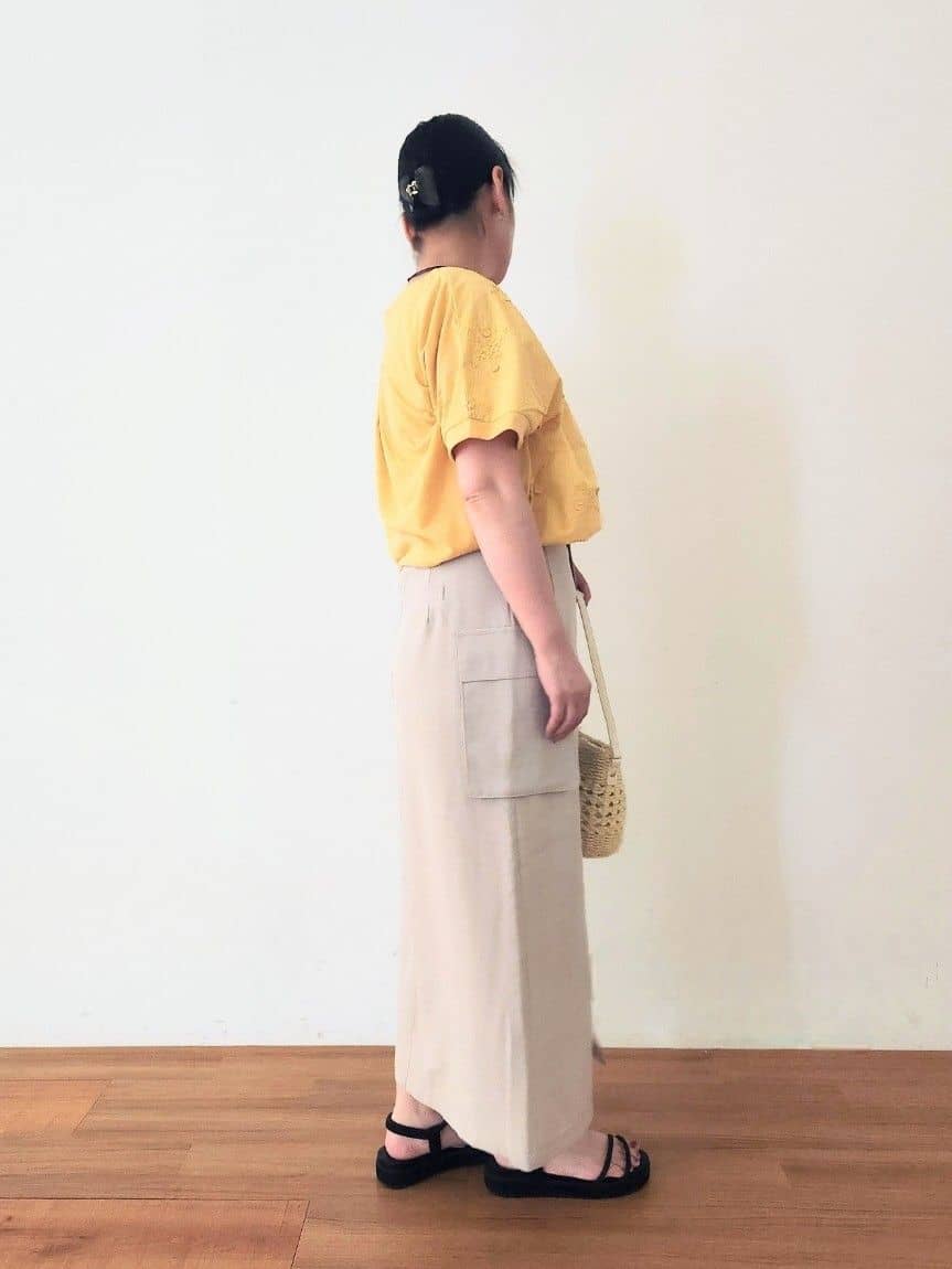 くまさんの「SHOO･LA･RUE｜【洗える/S-LL】インせず着られる さらっと大人上品 刺繍トップス」を使ったコーディネート
