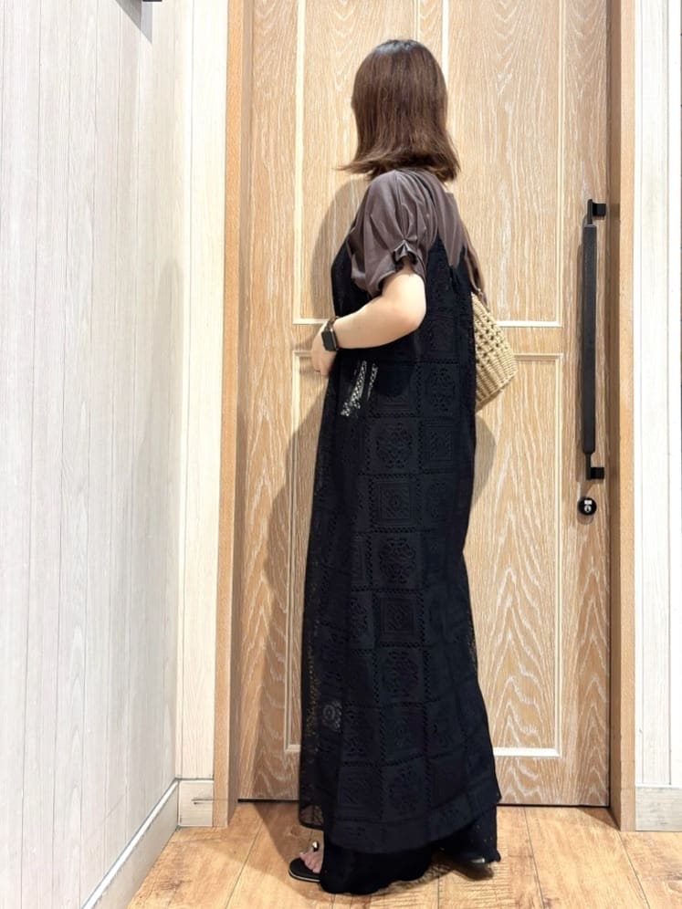 meiさんの「SHOO･LA･RUE｜【S-LL/UV/プチプラ】お袖タックで好印象 デザインTシャツ」を使ったコーディネート