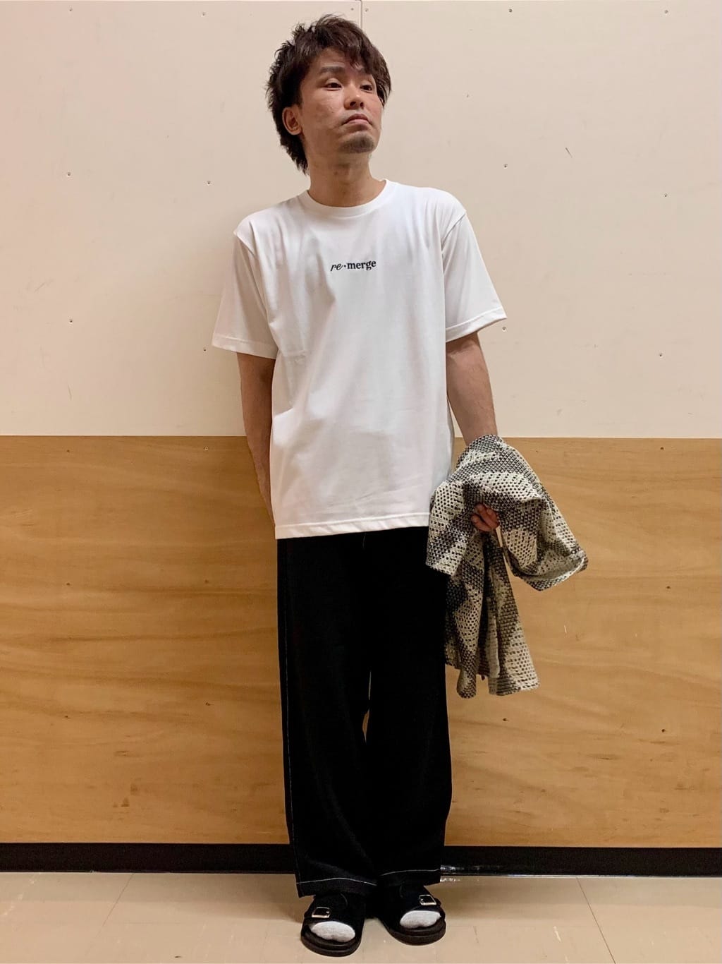 MATUさんの「THE SHOP TK｜ダイヤ柄プリント半袖シャツ【洗濯機OK/オーバーサイズ】」を使ったコーディネート