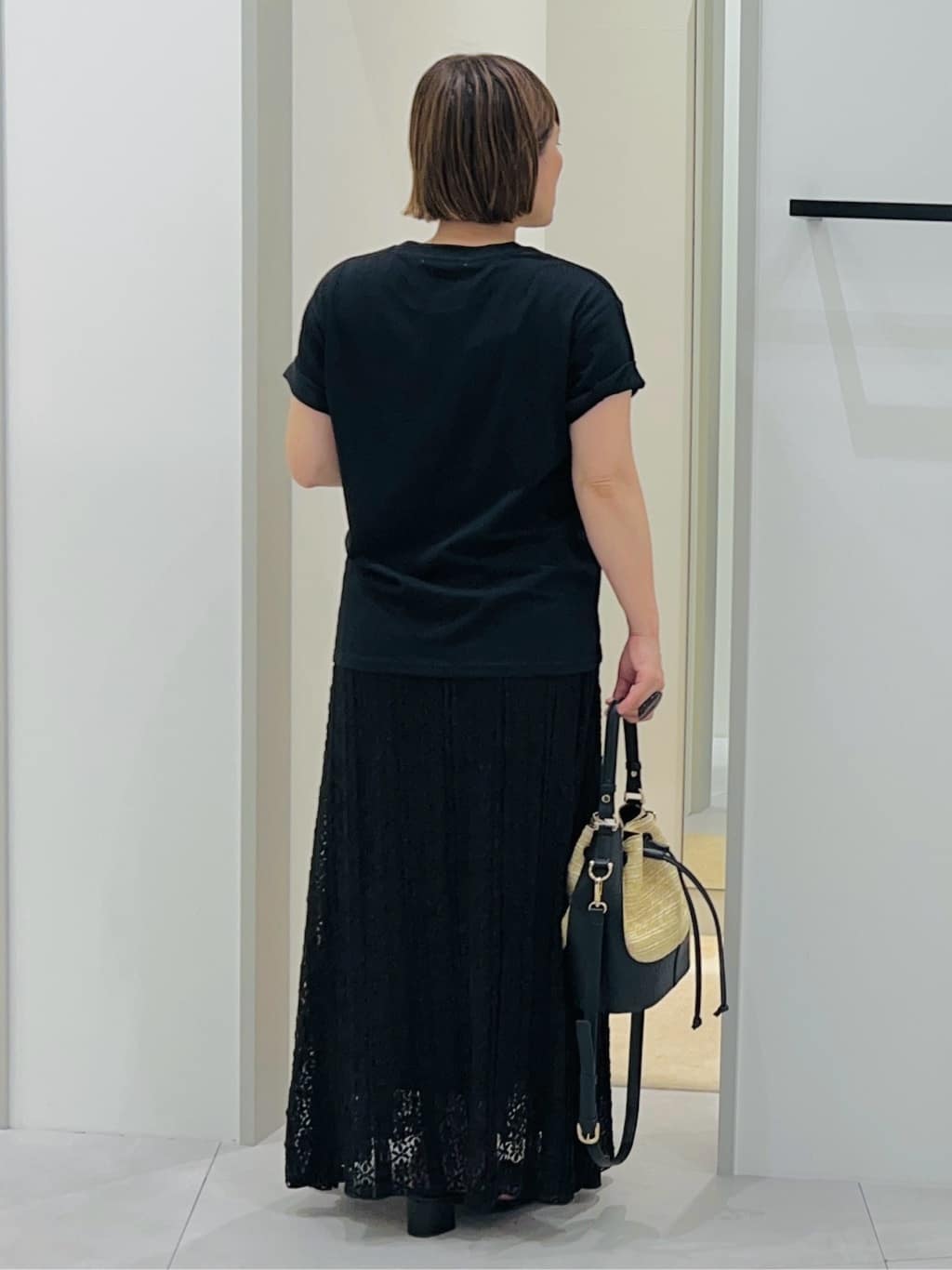 タナさんの「THE SHOP TK｜フォトアソートTシャツ【接触冷感/UV/毛玉になりにくい/洗濯機OK】」を使ったコーディネート