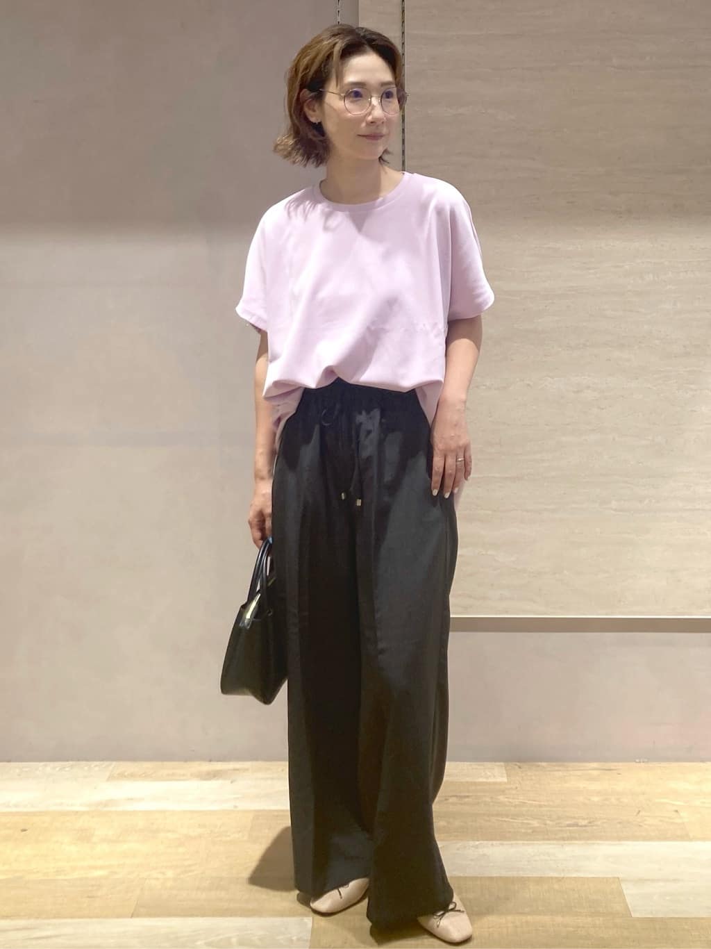 たけねぇさんの「OPAQUE.CLIP｜ウエストサテン使いイージーワイドパンツ【洗濯機洗い可】」を使ったコーディネート