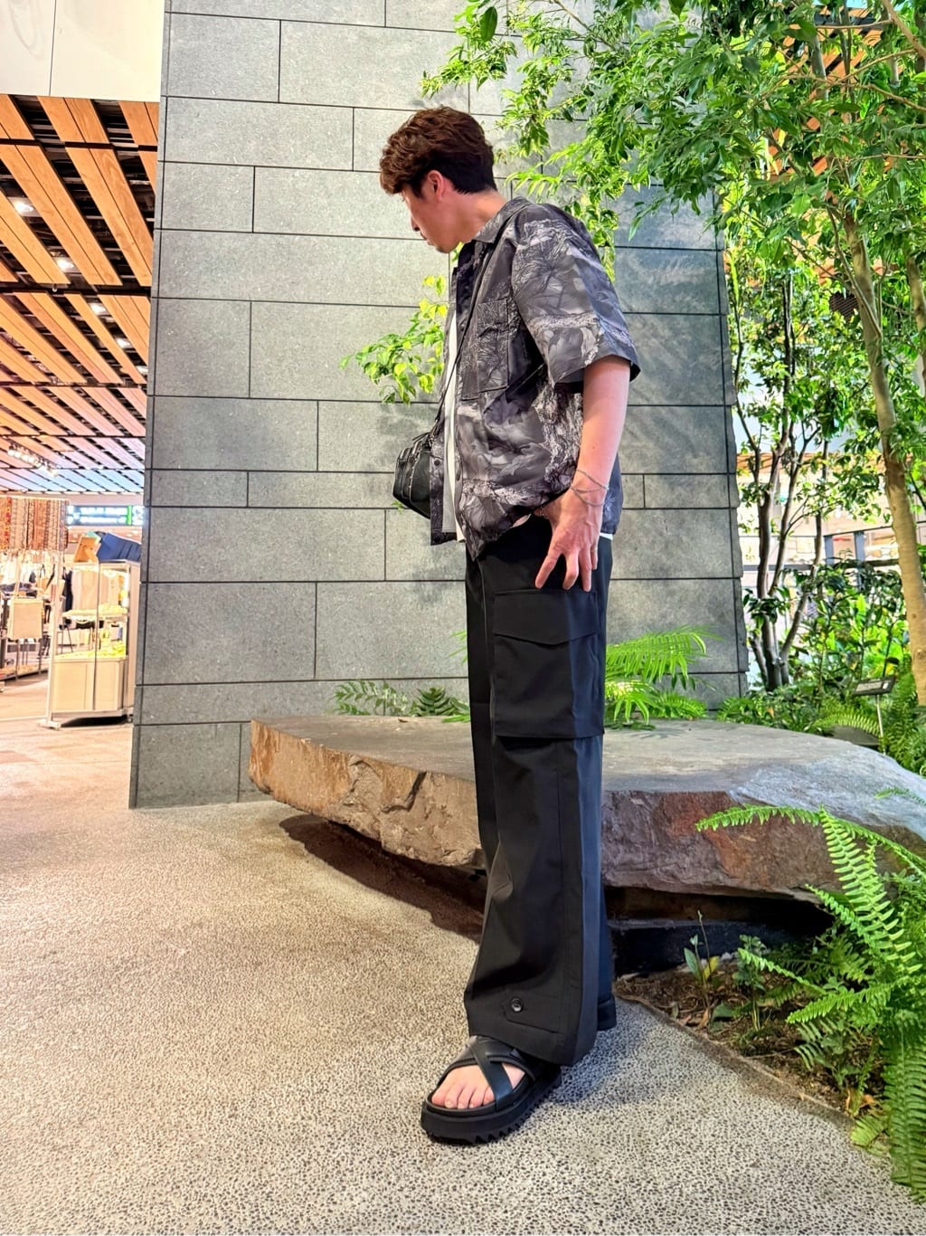 HARUさんの「tk.TAKEO KIKUCHI｜リアルツリーカモフラシャツ」を使ったコーディネート