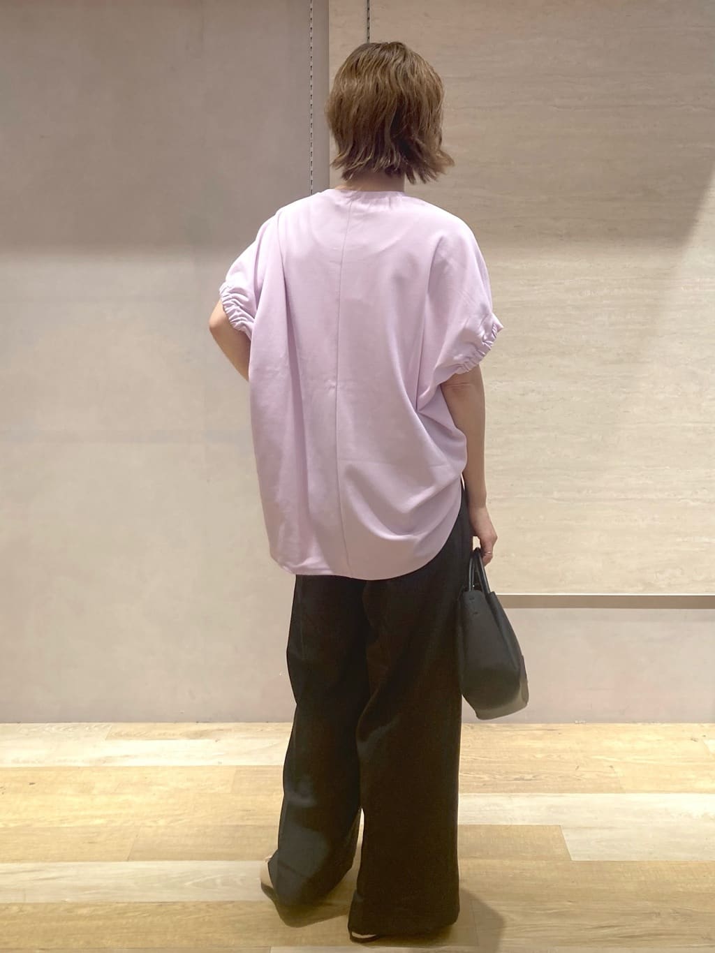 たけねぇさんの「OPAQUE.CLIP｜ウエストサテン使いイージーワイドパンツ【洗濯機洗い可】」を使ったコーディネート