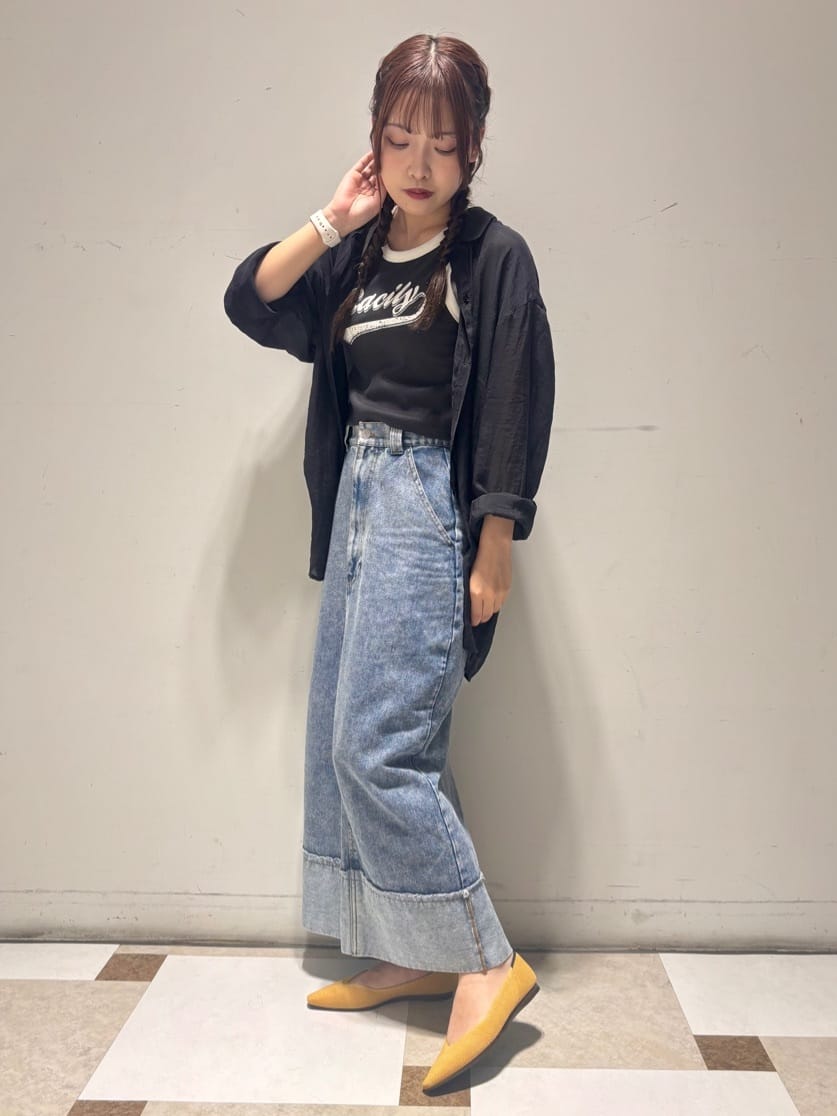 せらら⭐️さんの「ESPERANZA｜Oito和紙フラットパンプス」を使ったコーディネート