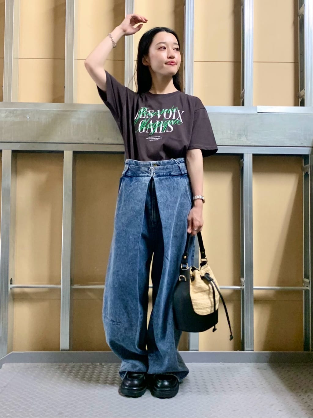 sahoさんの「THE SHOP TK｜フォトアソートTシャツ【接触冷感/UV/毛玉になりにくい/洗濯機OK】」を使ったコーディネート