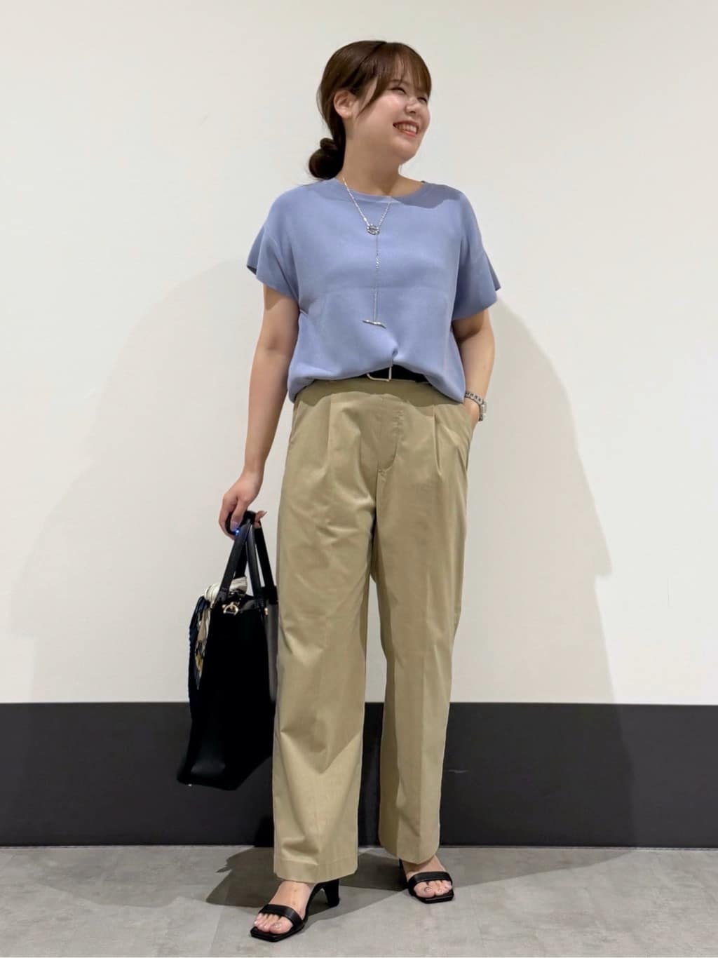 macchaさんの「THE SHOP TK｜さらさらフレアスリーブサマーニット【毛玉になりにくい/UV/洗濯機OK】」を使ったコーディネート