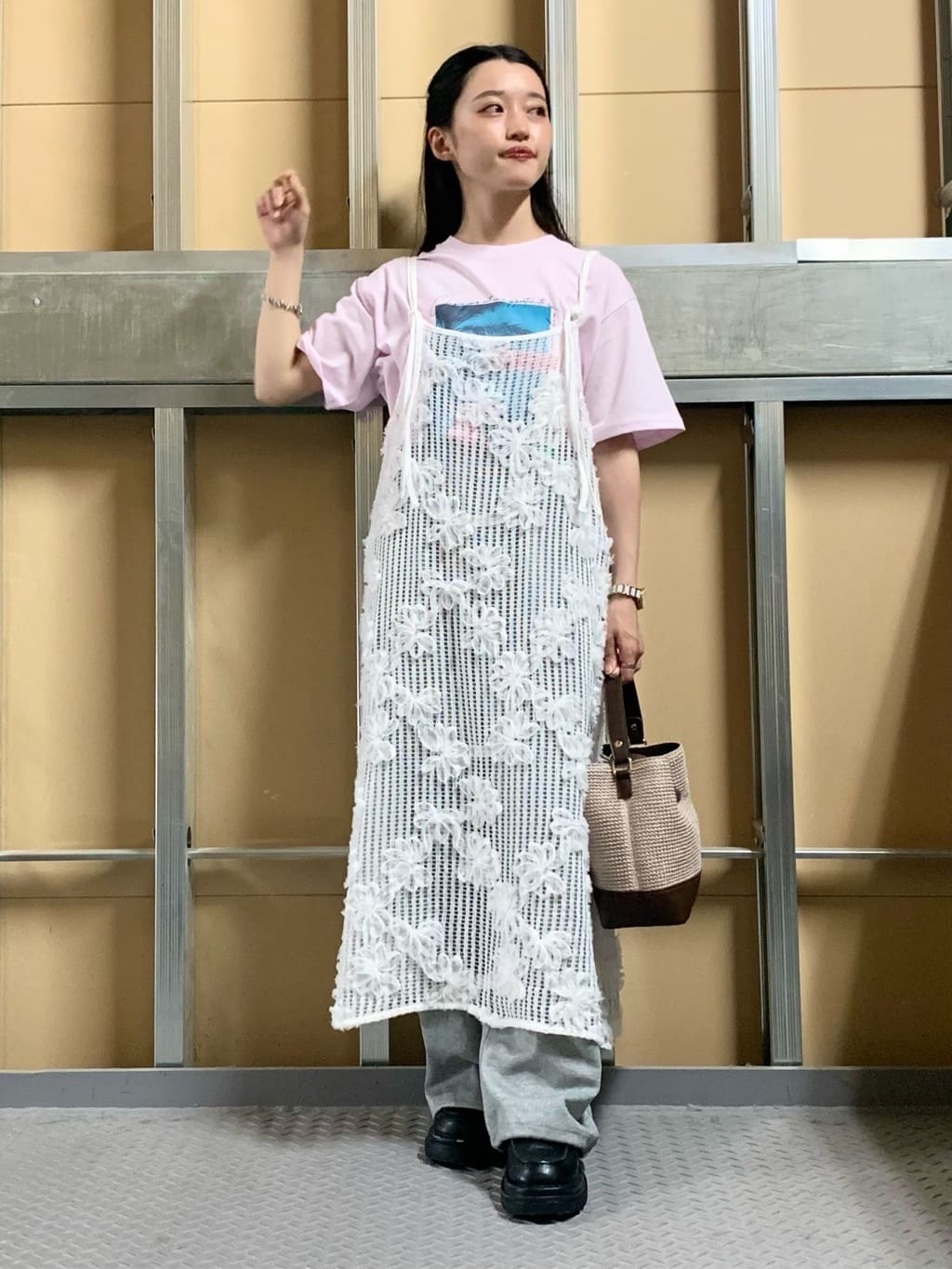 sahoさんの「THE SHOP TK｜フォトアソートTシャツ【接触冷感/UV/毛玉になりにくい/洗濯機OK】」を使ったコーディネート