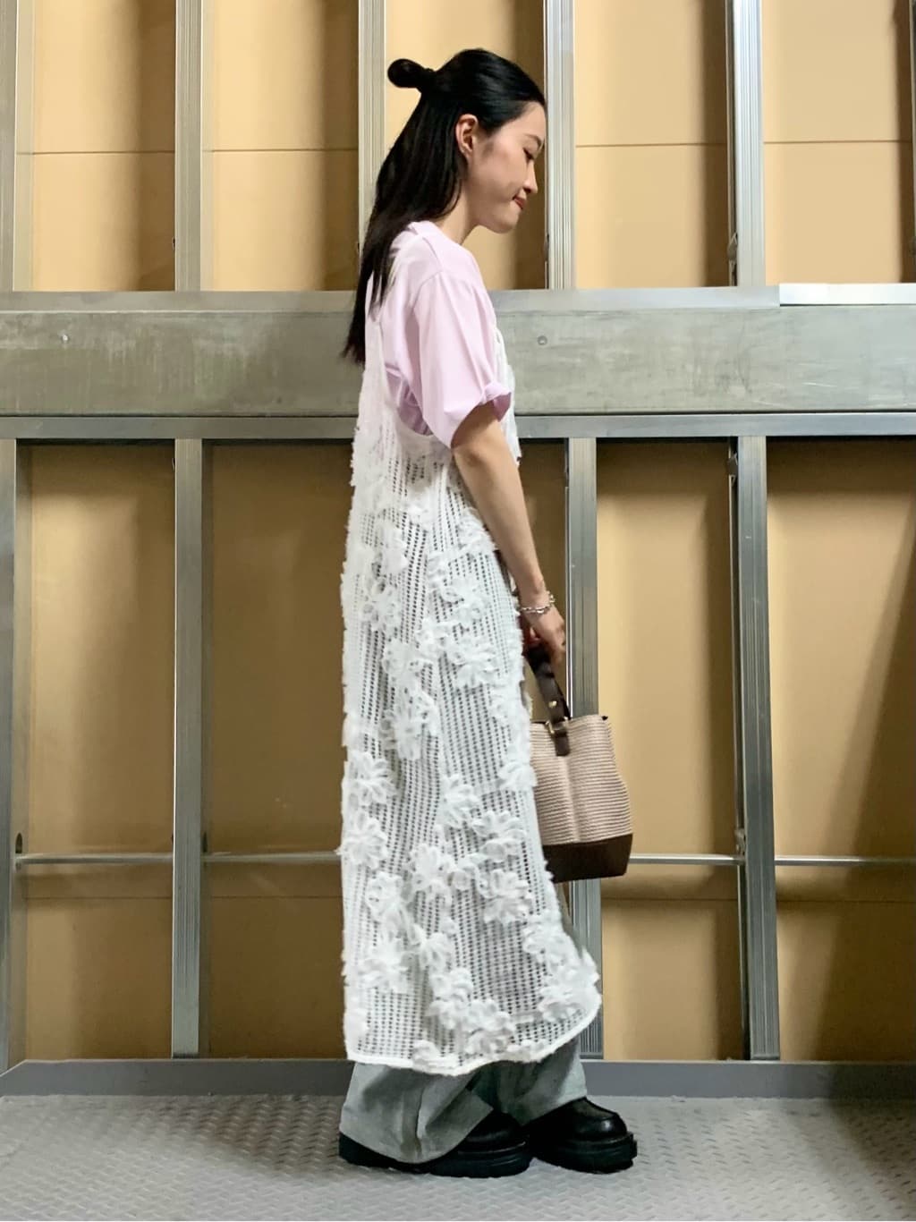 sahoさんの「THE SHOP TK｜フォトアソートTシャツ【接触冷感/UV/毛玉になりにくい/洗濯機OK】」を使ったコーディネート
