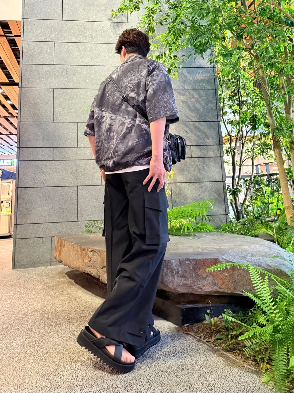 HARUさんの「tk.TAKEO KIKUCHI｜リアルツリーカモフラシャツ」を使ったコーディネート