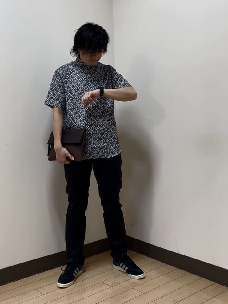 あきやまさんの「TAKEO KIKUCHI｜【Made in JAPAN】播州織 ヘリンボン ストレート パンツ」を使ったコーディネート