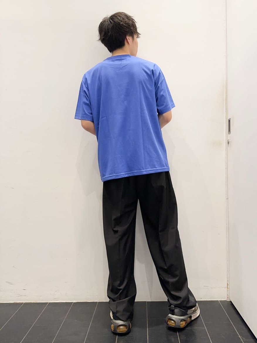 ちびちゃんさんの「THE SHOP TK｜TRワイド側章パンツ」を使ったコーディネート