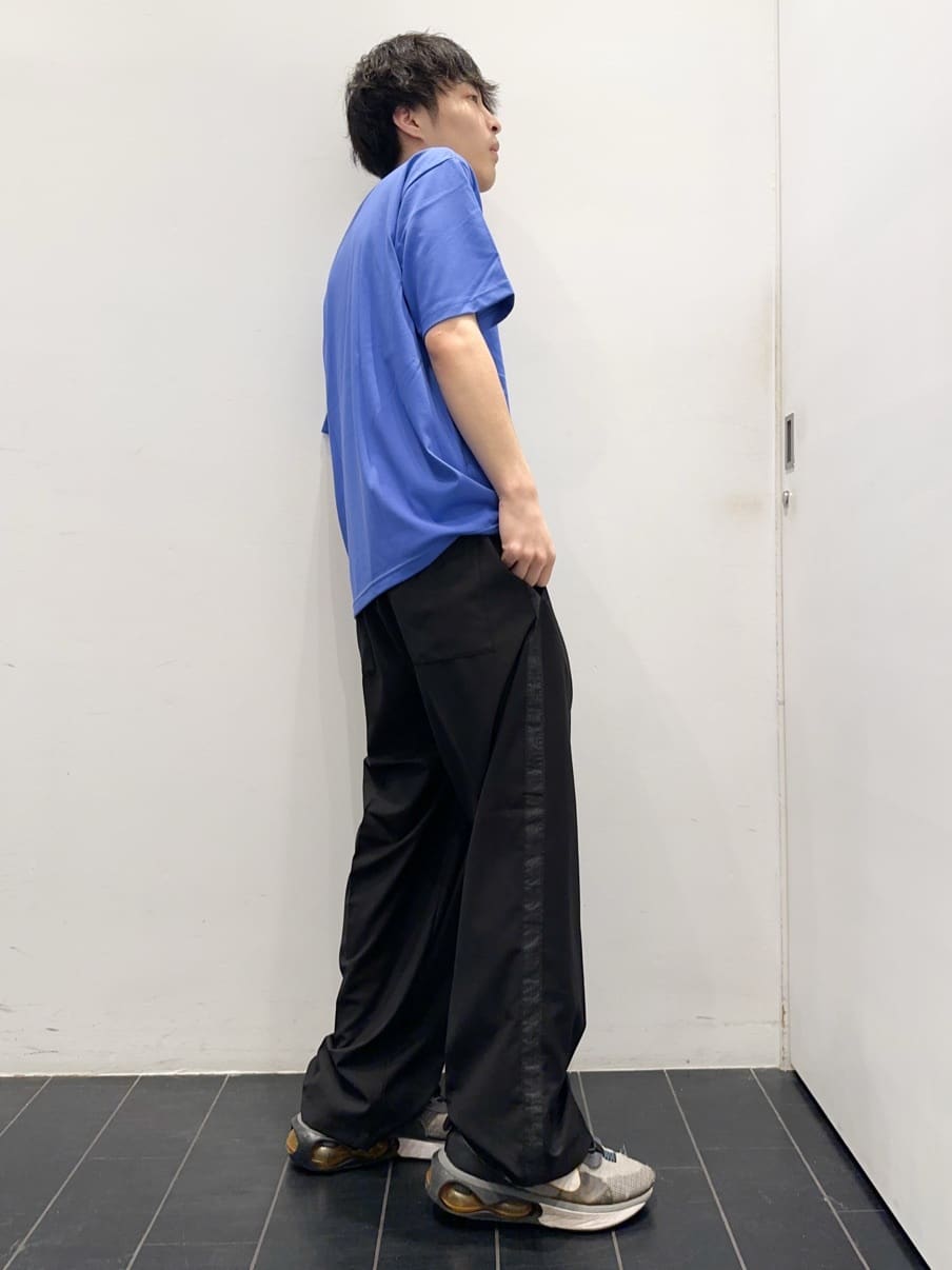 ちびちゃんさんの「THE SHOP TK｜TRワイド側章パンツ」を使ったコーディネート
