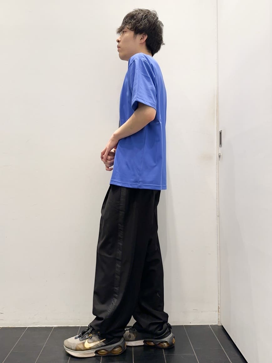 ちびちゃんさんの「THE SHOP TK｜TRワイド側章パンツ」を使ったコーディネート