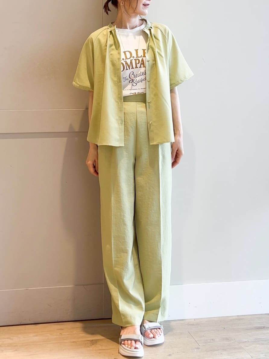 yamakoさんの「grove｜【Lee&times;grove別注】PRINT　SLEEVELESS T-SHIRTS」を使ったコーディネート