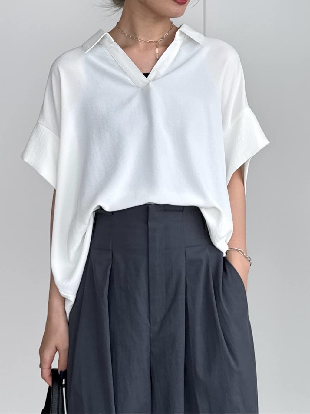 omaさんの「THE SHOP TK｜◆スキッパーシャツ【防シワ/接触冷感/洗濯機OK/セットアップ可】」を使ったコーディネート