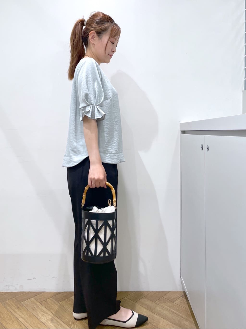 Junさんの「index｜《8色展開／XS-LLサイズ》タックパフスリーブブラウス【洗濯機洗い可／吸水速乾／防シワ／抗ピル】」を使ったコーディネート