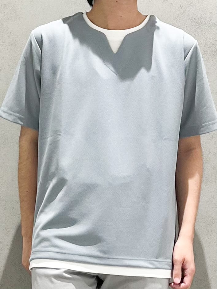 SHI-MAさんの「THE SHOP TK｜ツイルキーネック 半袖Tシャツ 接触冷感/洗濯機OK」を使ったコーディネート