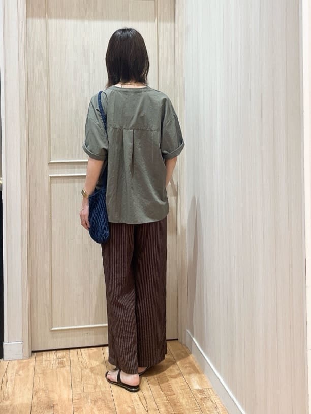 kuraさんの「SHOO･LA･RUE｜◆【洗える/S-LL】色違いで揃えたい テレコリブタンクトップ」を使ったコーディネート