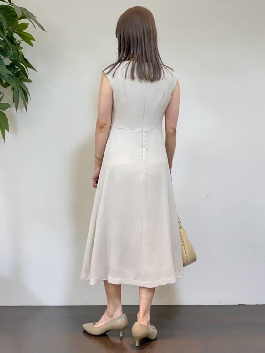 tomoさんの「UNTITLED｜◆ビッグトップネックレス」を使ったコーディネート