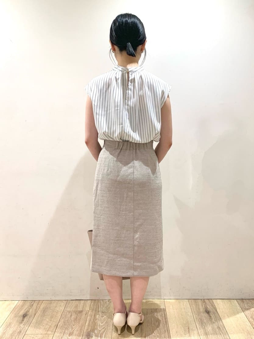 matsuさんの「index｜《丈が選べる》麻調ラップタイトスカート【洗濯機洗い可／イージーアイロン】」を使ったコーディネート