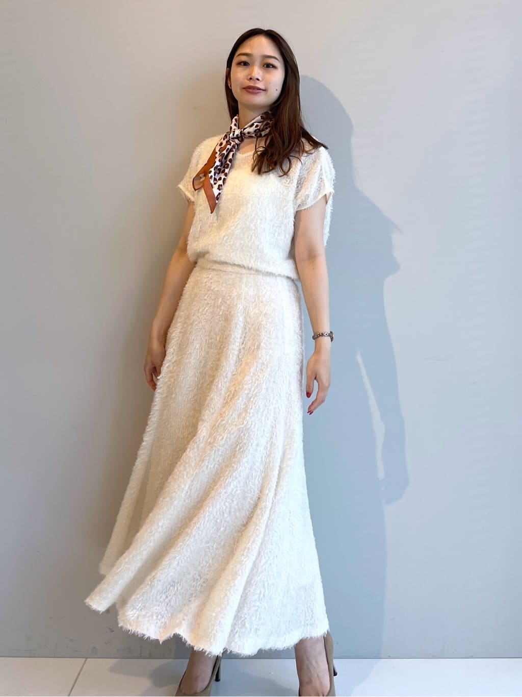 Saekoさんの「UNTITLED｜【セットアップ可/洗える】フェザーフレンチスリーブブラウス」を使ったコーディネート