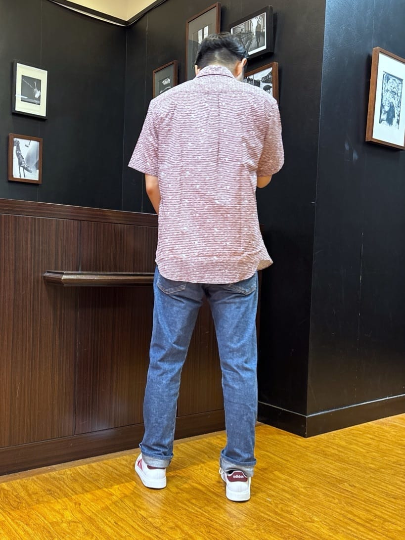 KEIさんの「TAKEO KIKUCHI｜【モンスターストレッチ】日本製 ウォッシュド デニムパンツ」を使ったコーディネート