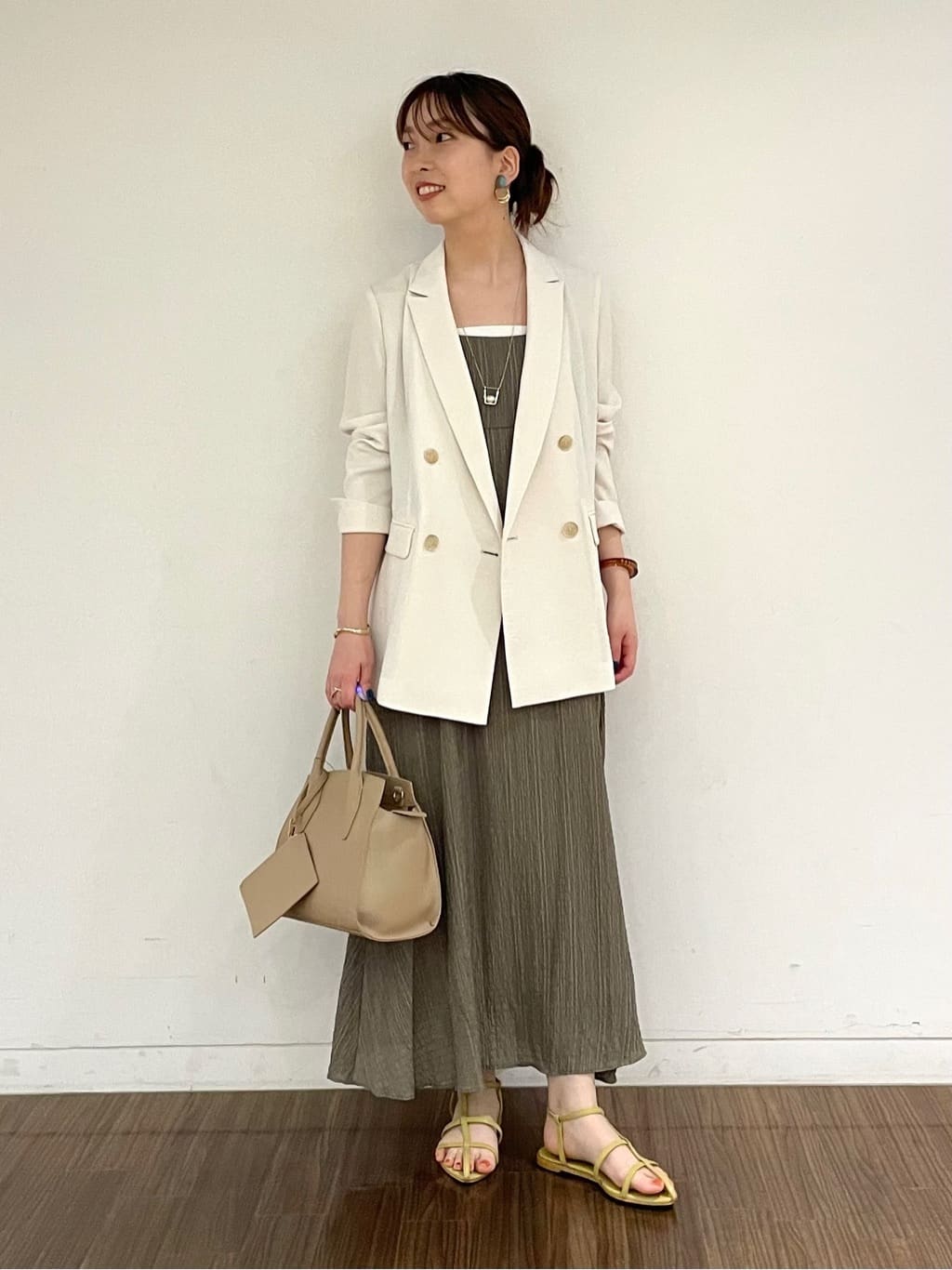 ねねさんの「INDIVI｜」を使ったコーディネート