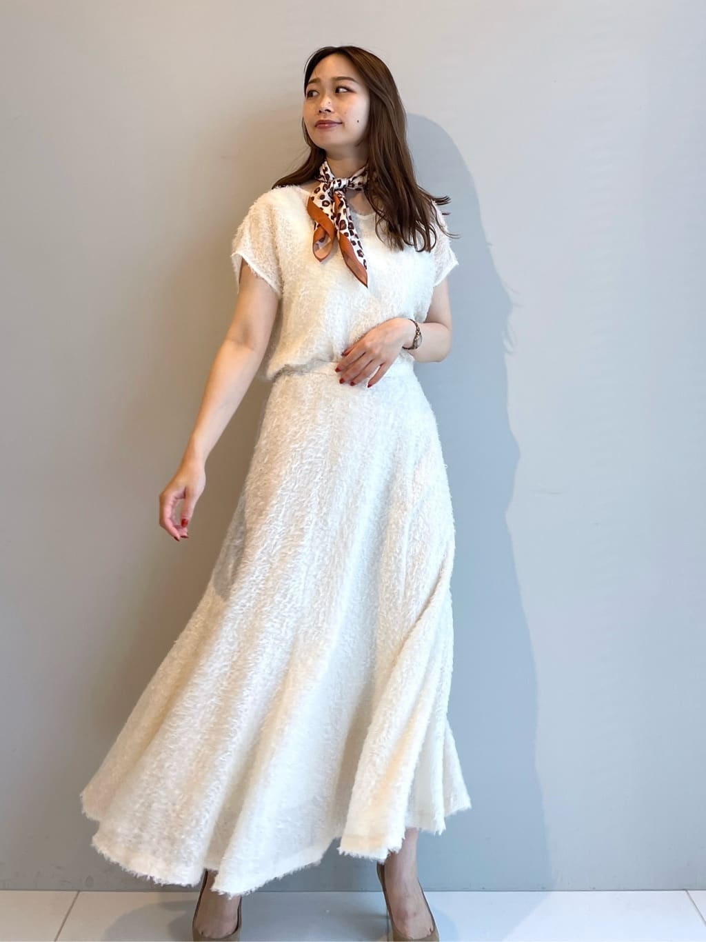 Saekoさんの「UNTITLED｜【セットアップ可/洗える】フェザーフレンチスリーブブラウス」を使ったコーディネート