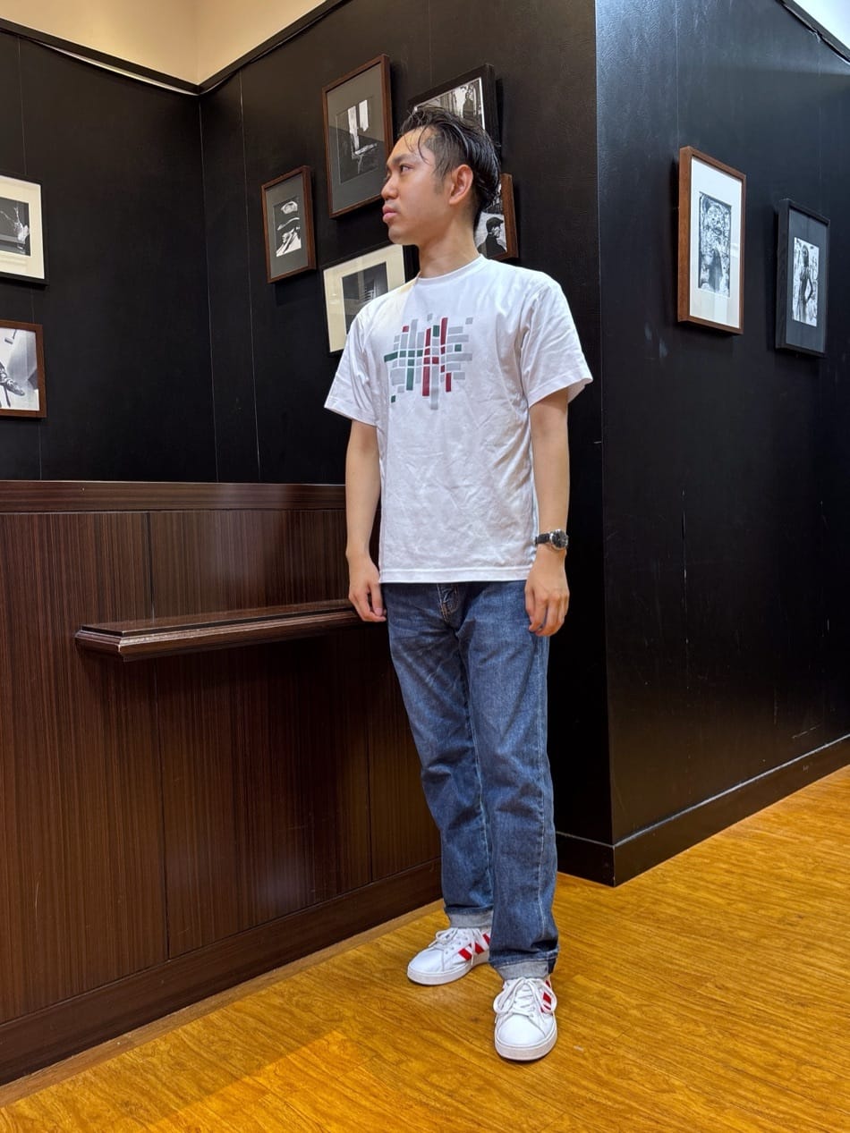KEIさんの「TAKEO KIKUCHI｜【モンスターストレッチ】日本製 ウォッシュド デニムパンツ」を使ったコーディネート