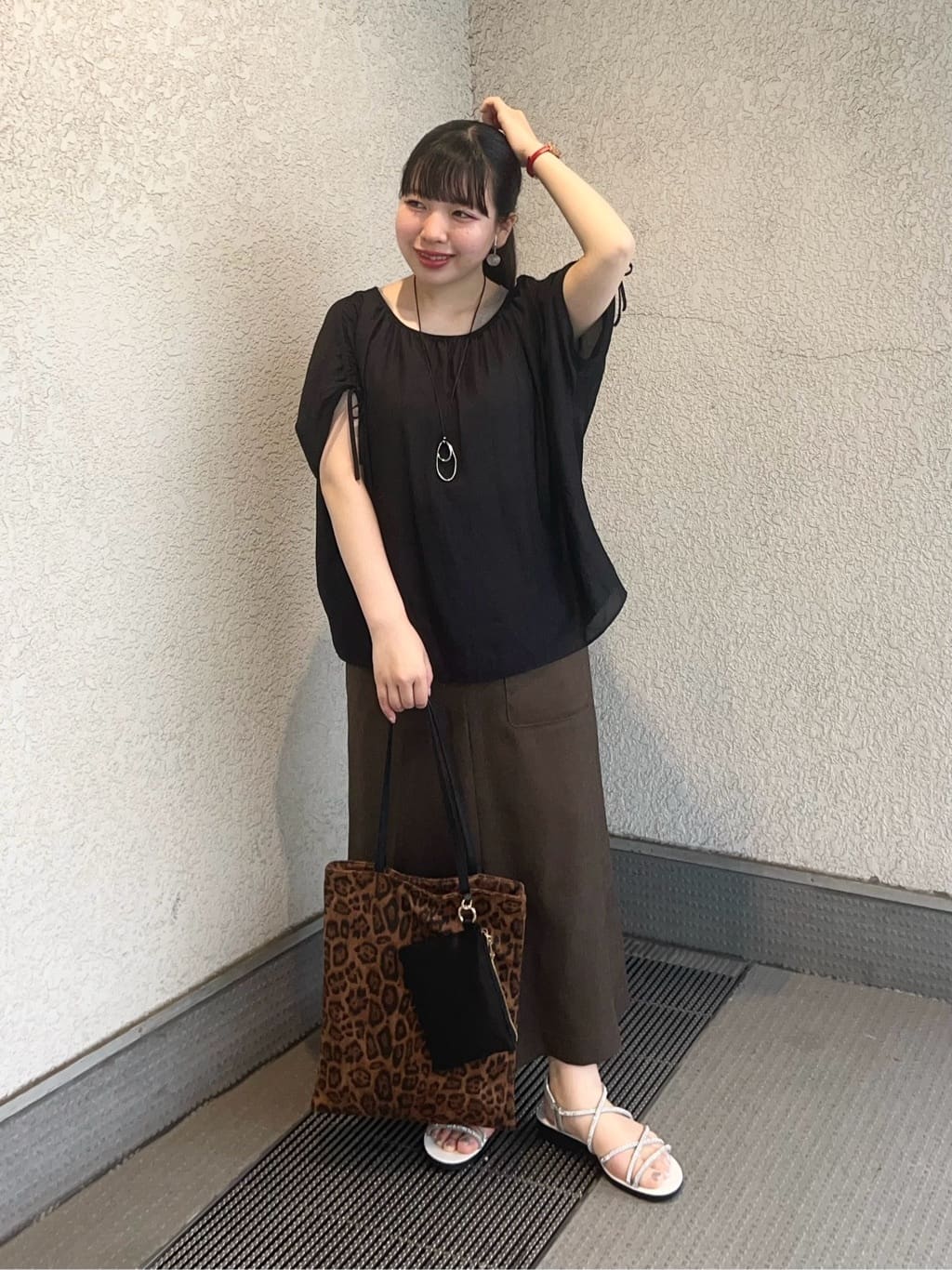 Mitsukiさんの「UNTITLED｜【選べる3柄】フラットトートバッグ」を使ったコーディネート